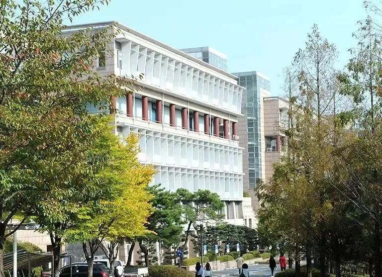 双语授课、免试录取 | 2023年韩国国民大学创新素材可再生设计博士申请提醒！(图1)